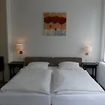 Haus Am Karpfenteich Hotel