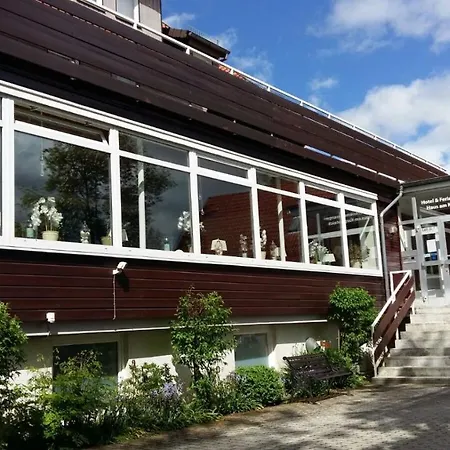 Haus Am Karpfenteich Otel 3*